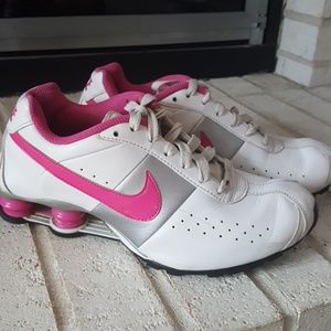 nike 200s pink